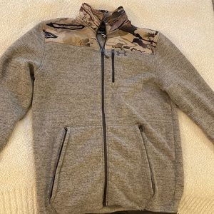 Under Armor 1/4 Zip Up